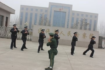 我市法院和检察院招一批合同制法警(辅警),我已