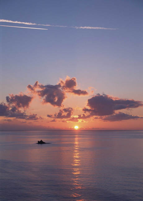 海上日出图片下载 晚霞 黎明 黄昏 余晖 朝霞云霞 晚霞 光线 日落