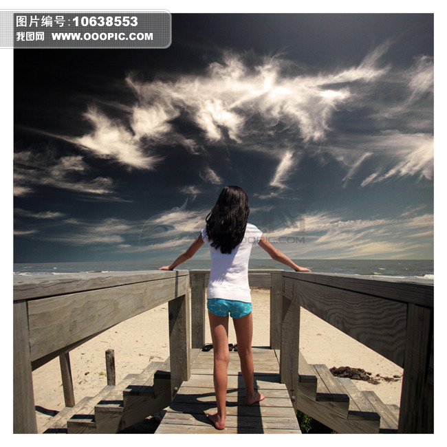 <em>仰望天空的女孩</em>图片素材(图片编号:10638553