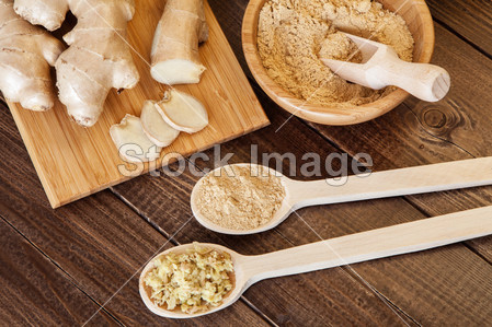 Fresh, ground and grated ginger root图片素材(