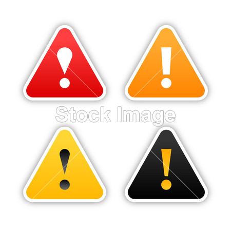 四个警告标贴与感叹号标记符号和放在白色背景