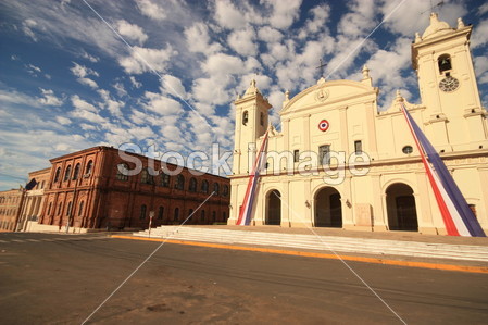 大教堂和天主教大学在亚松森,巴拉圭图片素材