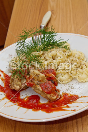 意大利面油炸的排骨图片素材(图片编号:50195