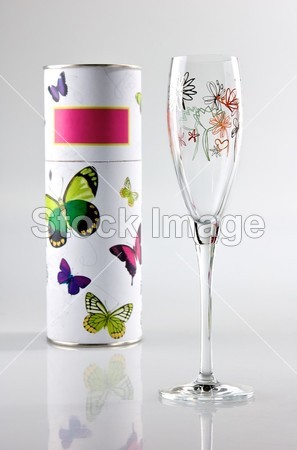 空杯酒与包装图片素材(图片编号:50199149)_其