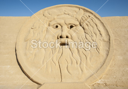 Large sand sculpture of La Bocca della Verita图