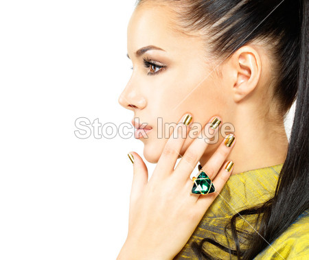 金<em>钉子</em>和宝石翡翠的<em>女人</em>图片素材(图片编号:5