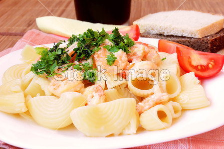 鲜虾酸辣奶油酱的意大利面图片素材(图片编号