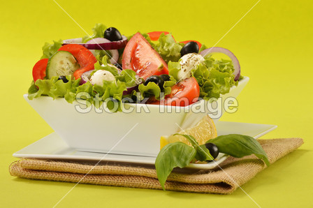 蔬菜沙拉碗绿色背景图片素材(图片编号:50301