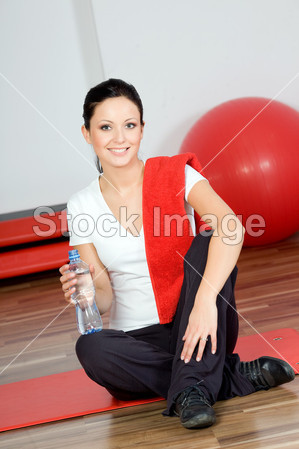 健身俱乐部的女人图片素材(图片编号:5044376