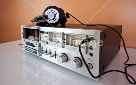 复古立体声盒式磁带卡座录音机或播放机图片素