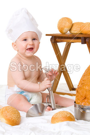 在用面包厨师服装的小宝宝厨师图片素材(图片