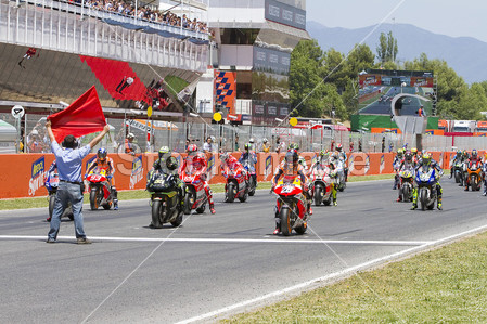 Moto GP starting grid图片素材(图片编号:5045