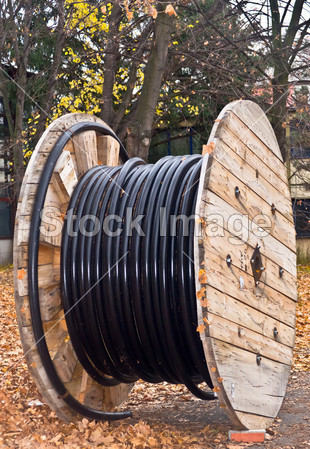 电气隔离电缆与电缆鼓线圈图片素材(图片编号