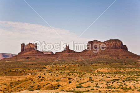 在纪念碑谷,纳瓦霍国家,亚利桑那州的醒目景观