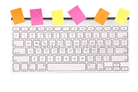 现代计算机键盘与彩色贴纸图片素材(图片编号