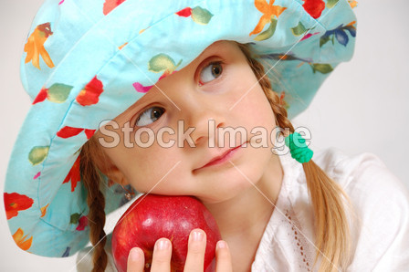 帽子和苹果的女孩图片素材(图片编号:5054534