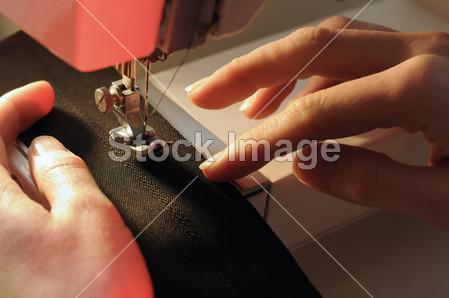 在工作上缝纫机定制图片素材(图片编号:50647