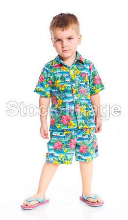 可爱的小男孩穿上海滩衣服图片素材(图片编号