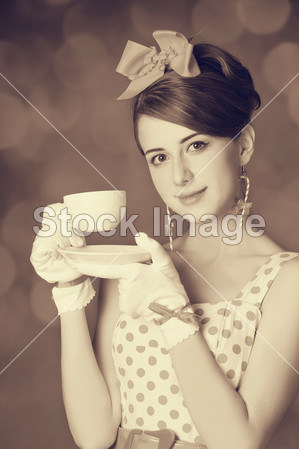 Beautiful women with cup of tea.图片素材(图片