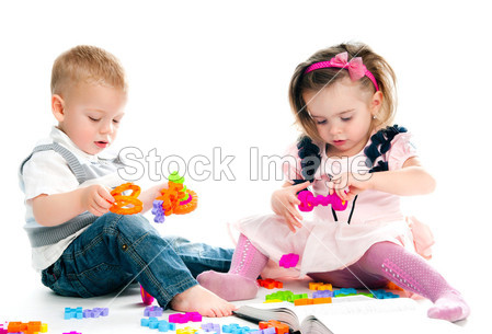 孩子玩玩具图片素材(图片编号:50923499)_休闲